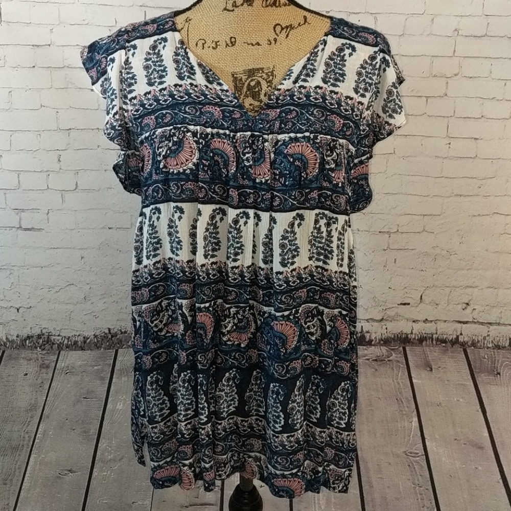 Ann Taylor LOFT Floral Blouse